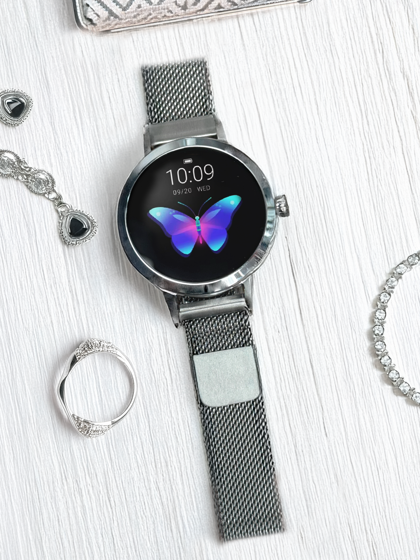 Gray helmet for bikers