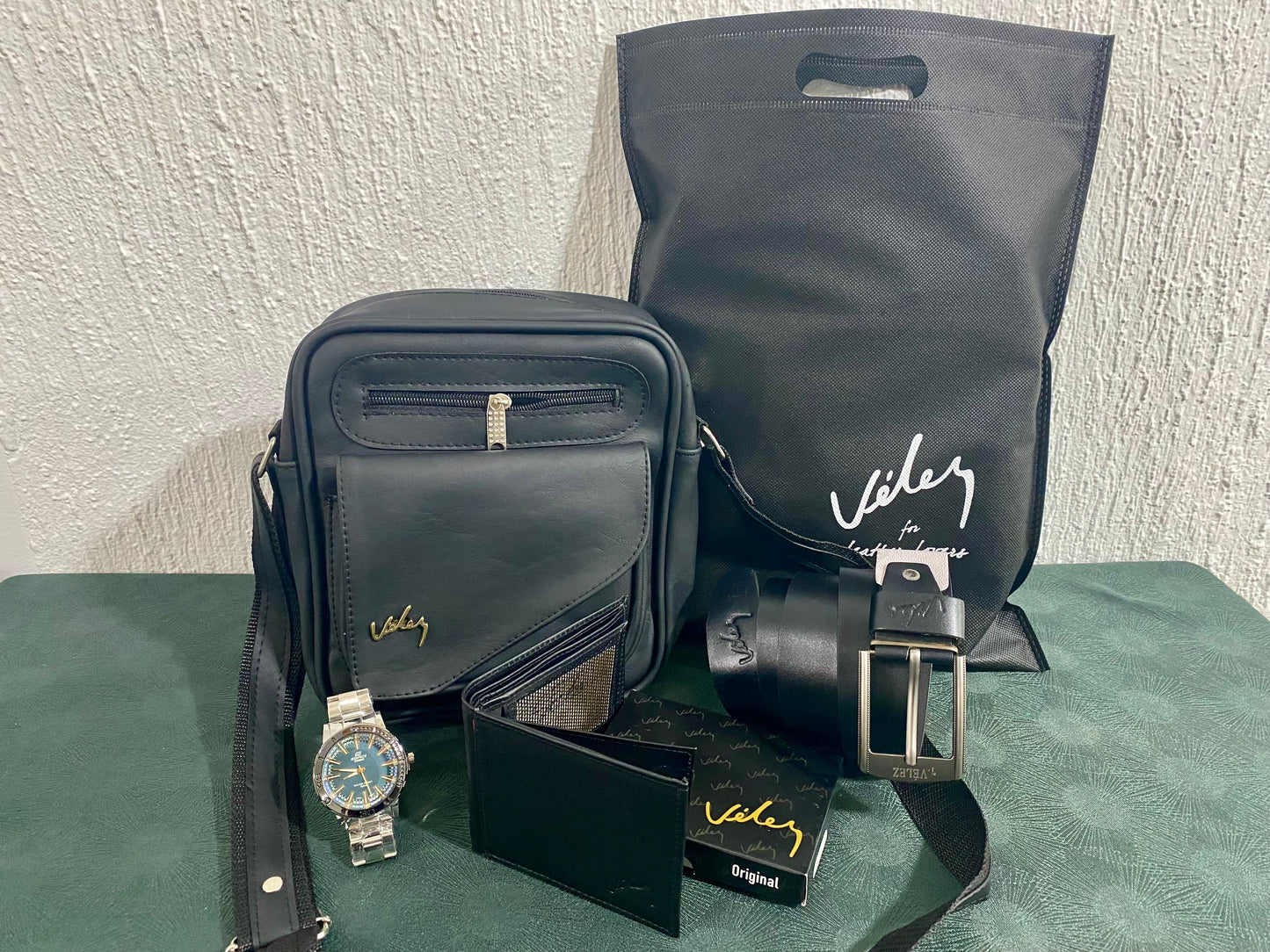 Combo Caballero: Carriel 23 cm + Reloj + Correa + Billetera Vélez