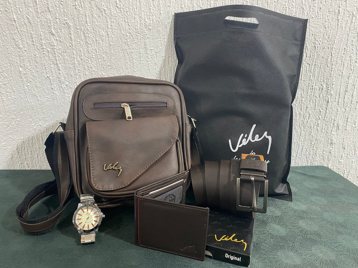 Combo Caballero: Carriel 23 cm + Reloj + Correa + Billetera Vélez