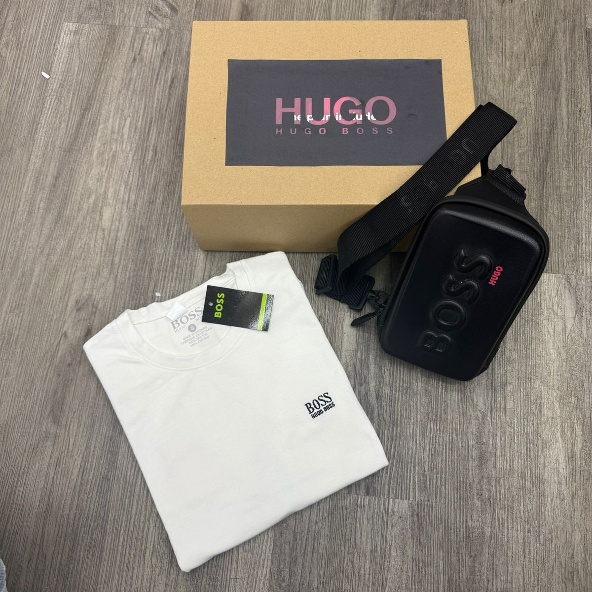 ¡Combo! Perchero + Camiseta Boss