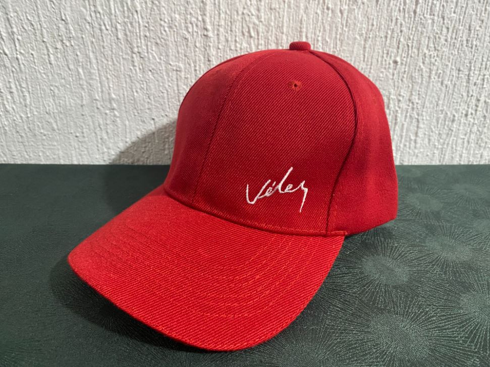 Promoción: 3x1 Gorras Bordado Velez Unisex