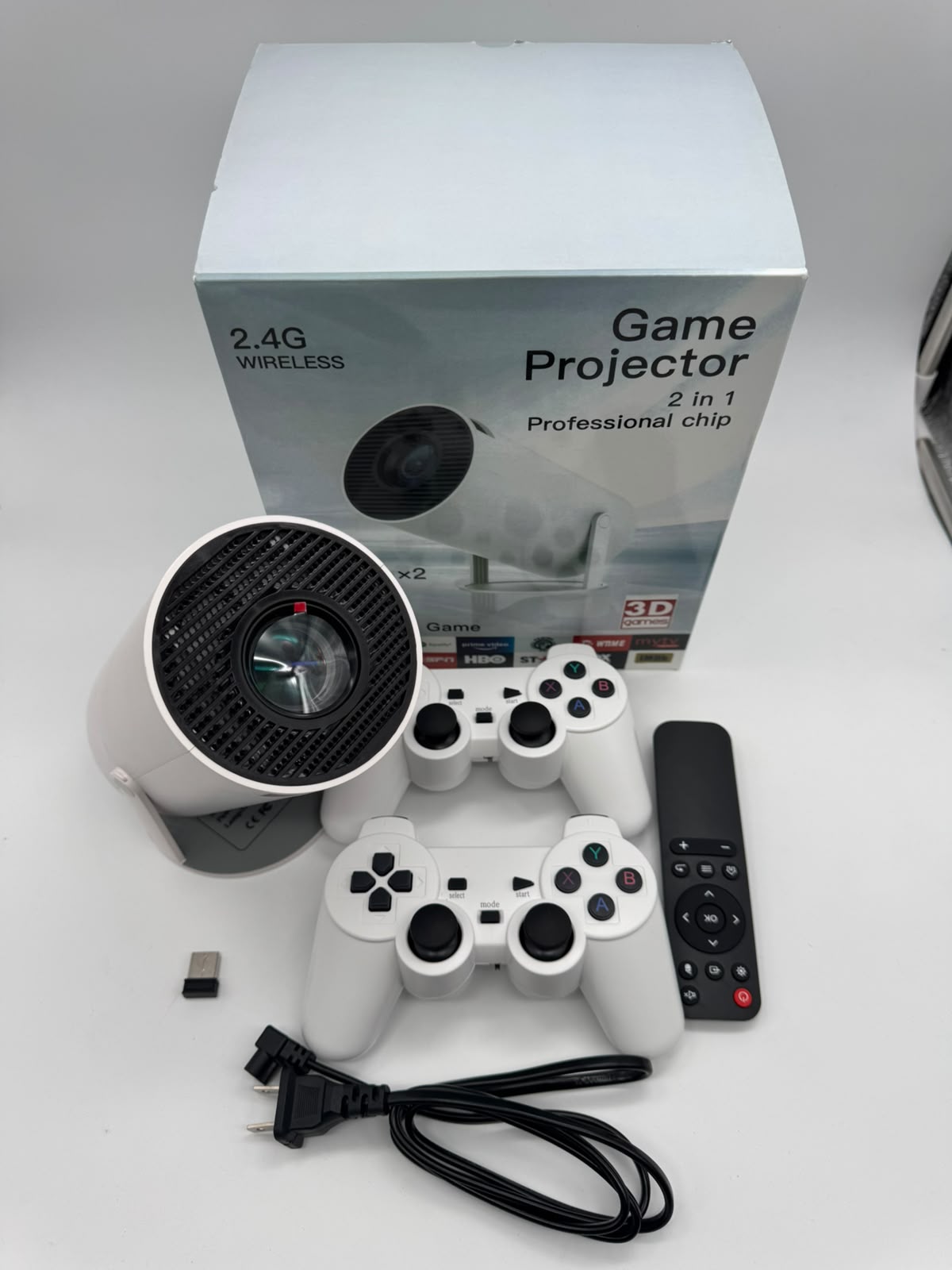 Combo: Cine Arcade 3D Proyector + Consola
