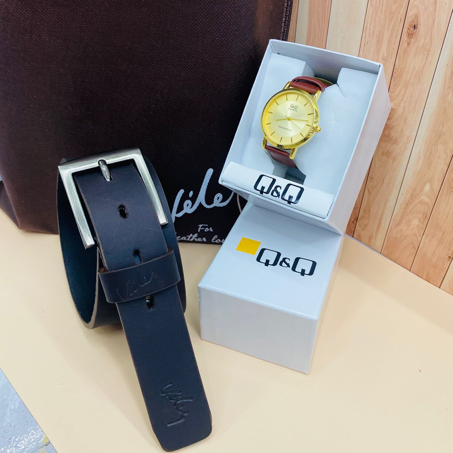 Combo Caballero: Correa Vélez + Reloj Q&Q