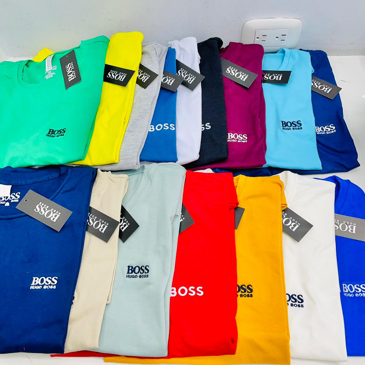 Combo Caballero: 5 Camisetas Hugo Boss + Perfume con Fragancia Acqua Dio Gio