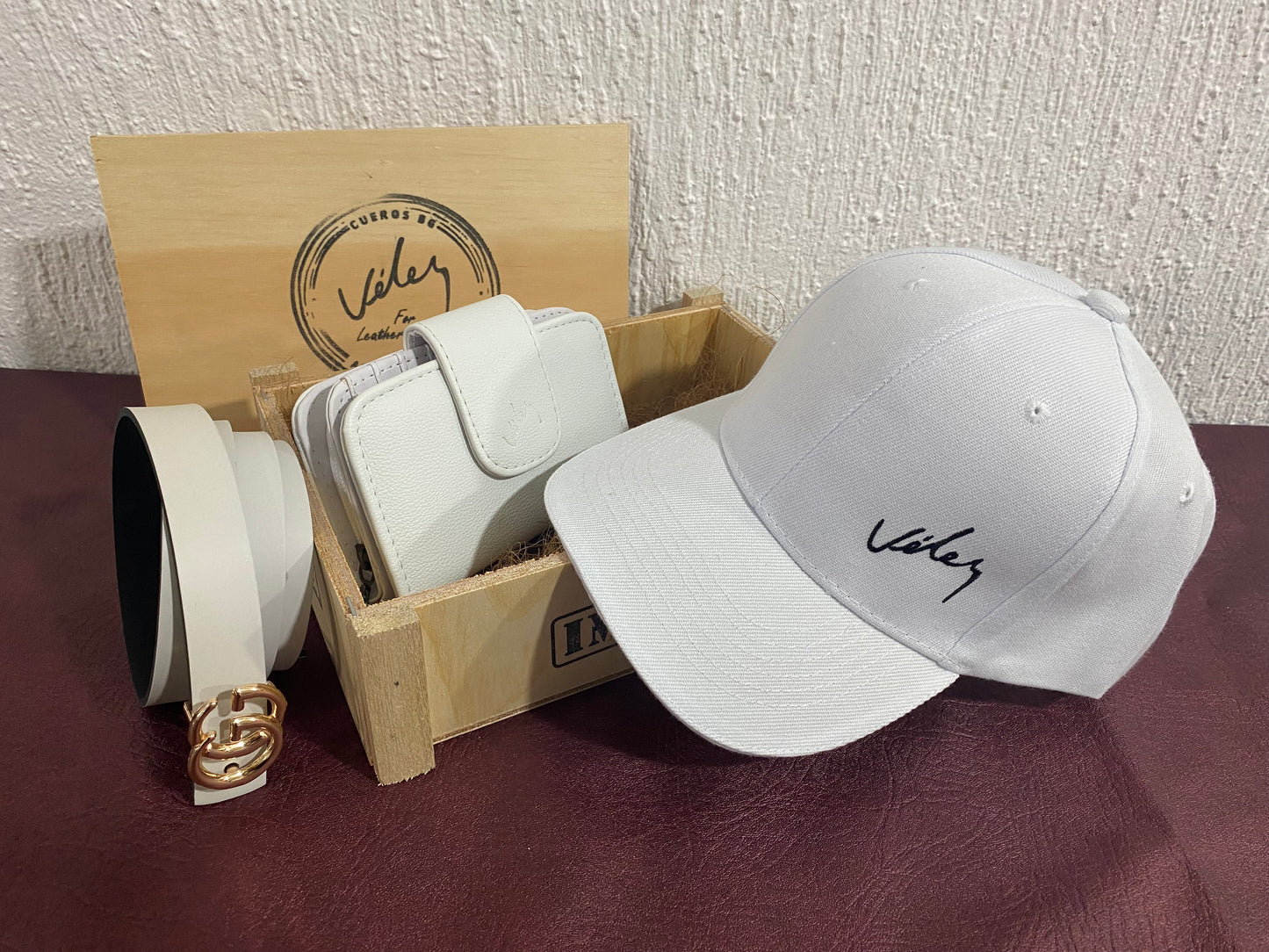 Combo Mujer Gorra Vélez + Correa Gucci + Billetera Tap