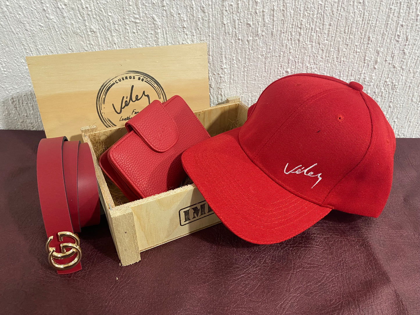 Combo Mujer Gorra Vélez + Correa Gucci + Billetera Tap